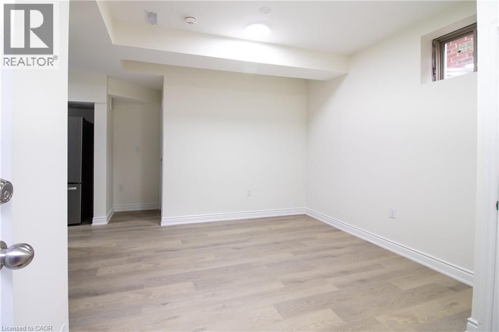 Residential Lease in Kitchener 4
