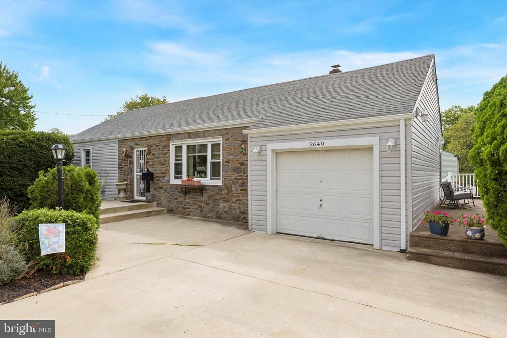 Old Welsh Rd, Willow Grove, PA 19090