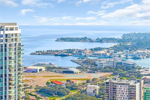 3703-275 1st St S, St Petersburg, FL, 33701 | Card Image