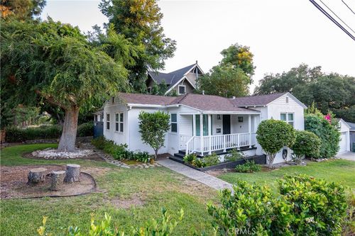 252 E Scenic Dr, Monrovia, CA, 91016-2096 | Card Image