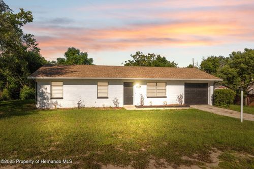 27385 Azen Loop, Brooksville, FL, 34602-7356 | Card Image