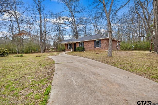 804 S Athena St, House other with 2 bedrooms, 1 bathrooms and null parking in Troup TX | Image 4