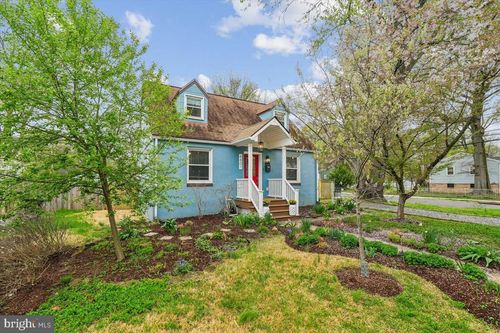 4801 Nicholson St, RIVERDALE, MD, 20737-2032 | Card Image