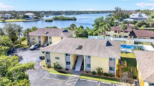11-101 Louella Ln, NOKOMIS, FL, 34275-3070 | Card Image