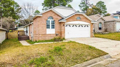 2060 Cambridge Cir, Pensacola, FL, 32514-5464 | Card Image