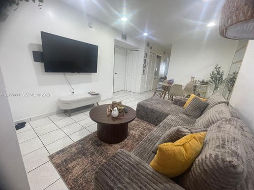 207-4689 Nw 9th St, Miami, FL, 33126-2342 | Card Image