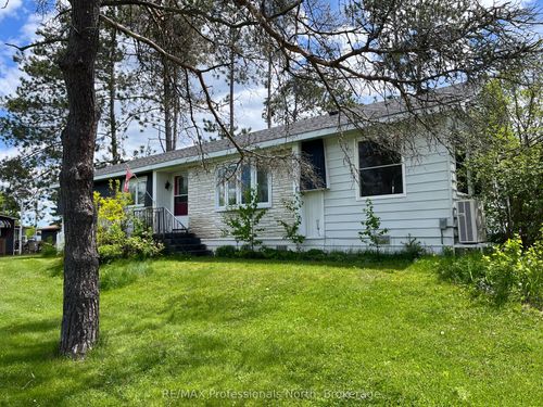 1024 Fifth Lane, Minden, ON, K0M2K0 | Card Image