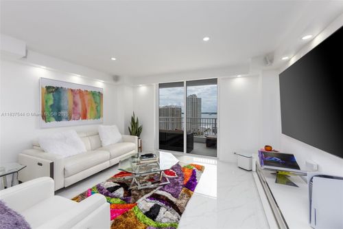 apt-2011-701 Brickell Key Blvd, Miami, FL, 33131-2681 | Card Image