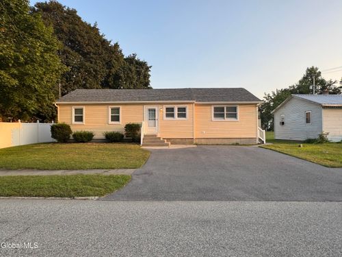 82 East St, Fort Edward, NY, 12828-1810 | Card Image