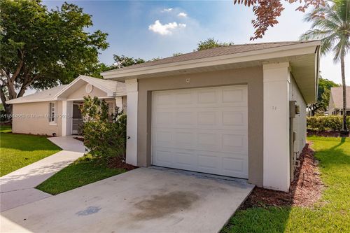2235 Se 6th Ct, Homestead, FL, 33033-5228 | Card Image