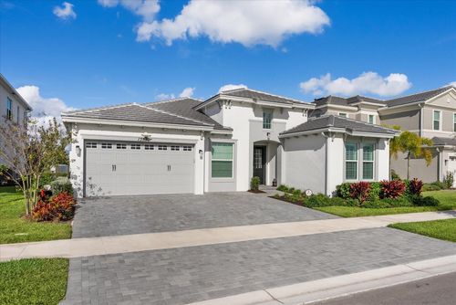 13530 Spruce Pine Dr, Westlake, FL, 33470-2032 | Card Image
