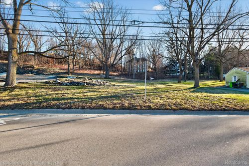 D Randolph St, Northville, MI, 48167 | Card Image