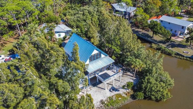 16490 Sw Indiana Ave, House other with 4 bedrooms, 4 bathrooms and null parking in CEDAR KEY FL | Image 80