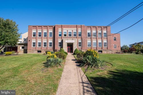 2935 Byberry Rd, HATBORO, PA, 19040-2815 | Card Image