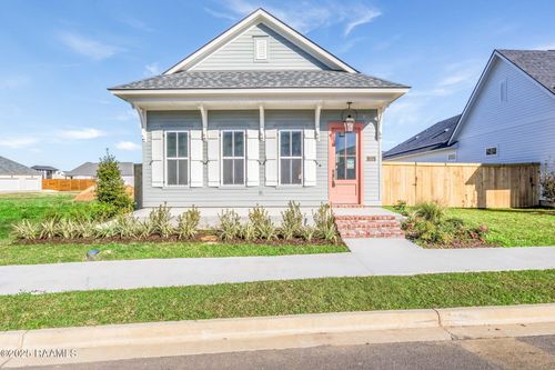 111 Appleton Ln, Youngsville, LA, 70592-7024 | Card Image