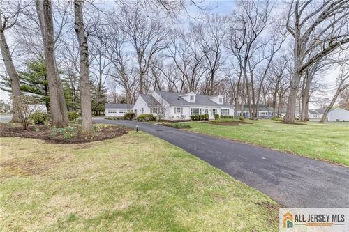 321a-0-321A Sharon Way, Jamesburg, NJ, 08831 | Card Image