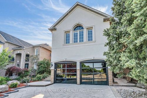 2293 Woodcrest Dr, Oakville, ON, L6M4C5 | Card Image