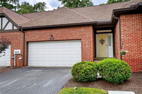 408 Kingsberry Cir, Pittsburgh, PA, 15234-1070 | Card Image