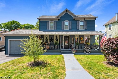 11 New St, Stanhope, NJ, 07874-2617 | Card Image