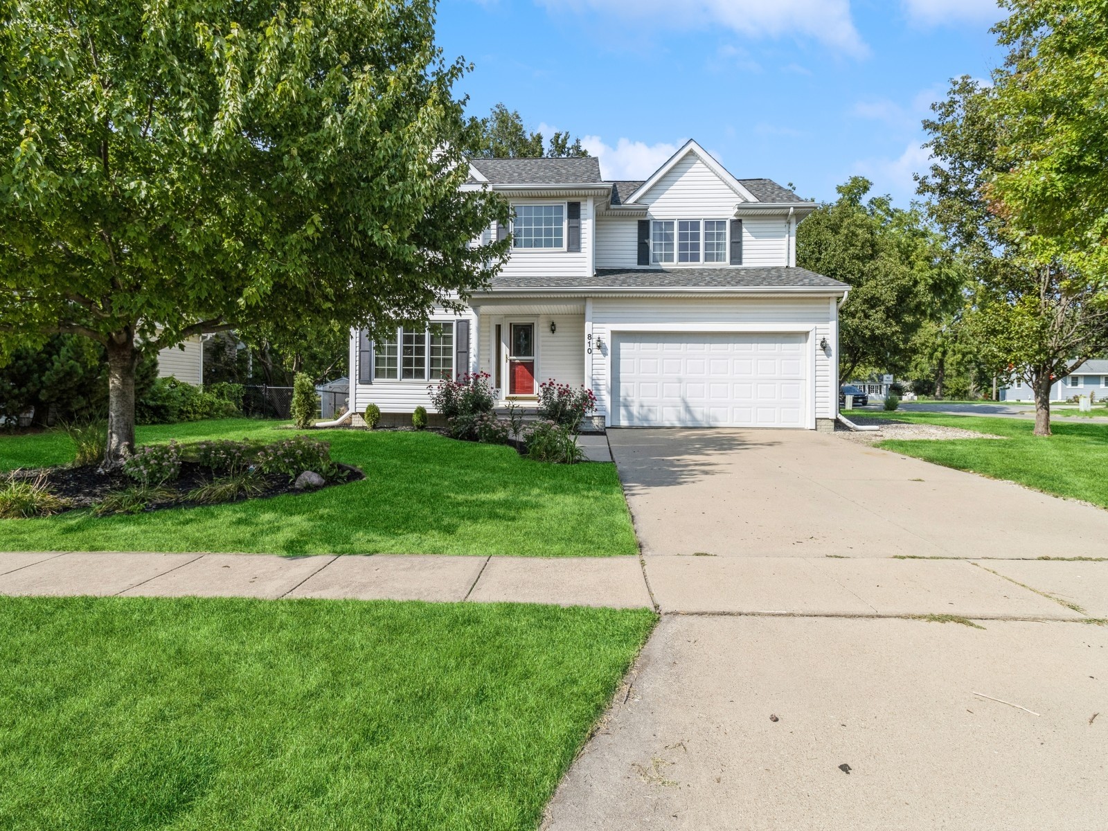 Cedar St, Waukee, IA 50263