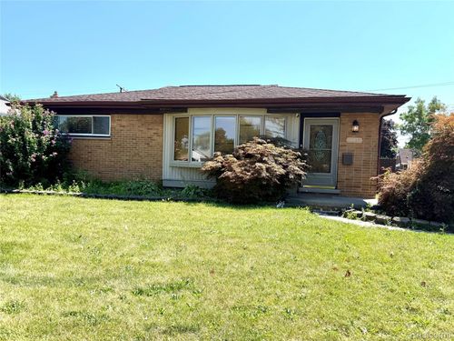 13093 Edison St, Southgate, MI, 48195-1048 | Card Image