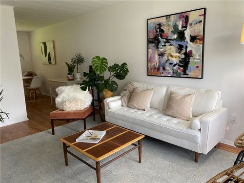 215 Lee Ave, Horseheads, NY, 14845-1951 | Card Image