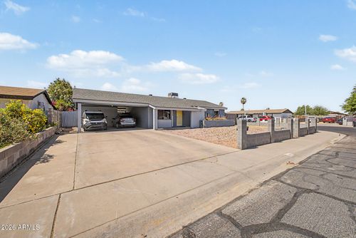8137 W Montecito Avenue, Phoenix, AZ, 85033 | Card Image
