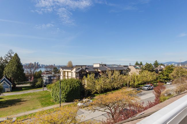 107 - 222 W 4 Th Street, Townhouse with 2 bedrooms, 2 bathrooms and 2 parking in North Vancouver BC | Image 31