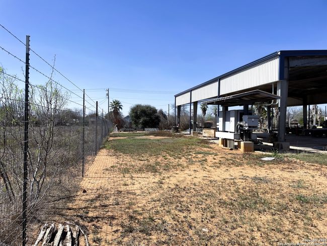 210 N Cherry St, Home with 0 bedrooms, 0 bathrooms and null parking in Pearsall TX | Image 8