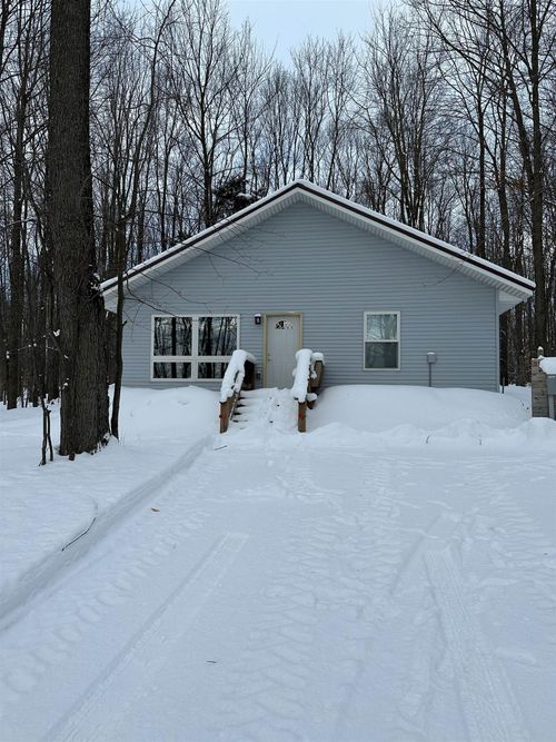 2392 Inman Rd Sw, South Boardman, MI, 49680-8637 | Card Image