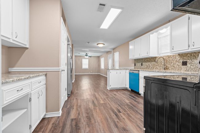 607 Nancy Ann St, House other with 4 bedrooms, 2 bathrooms and null parking in Hamilton TX | Image 9