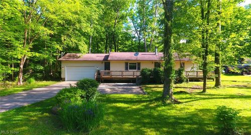 9311 Knowlton Rd, Garrettsville, OH, 44231-9726 | Card Image