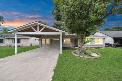 2405 Pickerton Dr, Deer Park, TX, 77536-5845 | Card Image