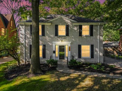 1421 Buckingham Road, House other with 3 bedrooms, 3 bathrooms and null parking in Grosse Pointe Park MI | Image 1