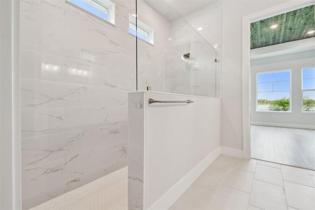Owner's Bath | Image 26