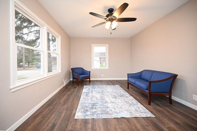 6 Living Room I.jpg | Image 4