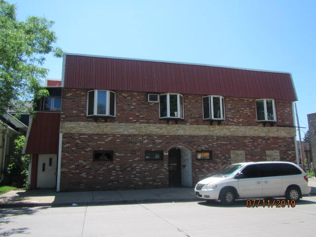 2617 W Atkinson Ave, Milwaukee, WI 53209