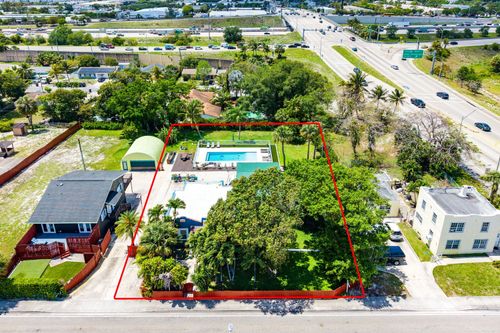 909 N A St, Lake Worth Beach, FL, 33460-2426 | Card Image