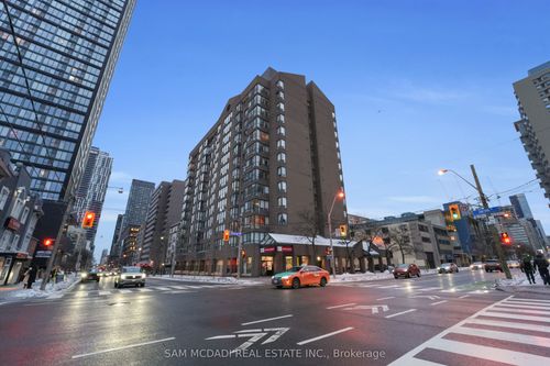 613-117 Gerrard St E, Toronto, ON, M5B2L4 | Card Image