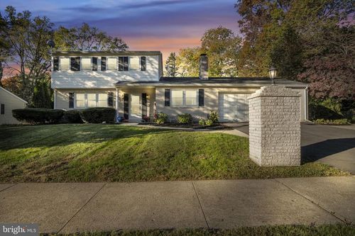 712 Hamilton Ave, MECHANICSBURG, PA, 17055-4024 | Card Image