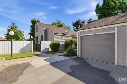 112-8000 Kroll Way, Bakersfield, CA, 93311 | Card Image