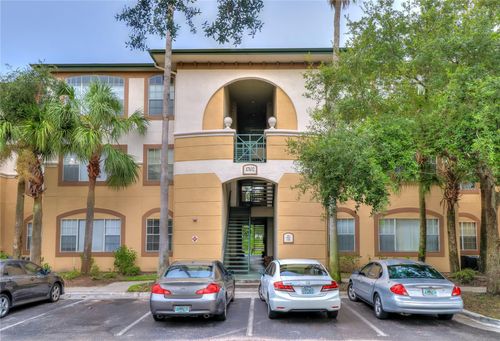 320-17102 Carrington Park Dr, TAMPA, FL, 33647-2616 | Card Image