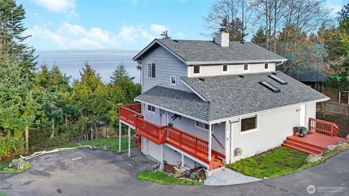320 North St, Sequim, WA, 98382-8667 | Card Image