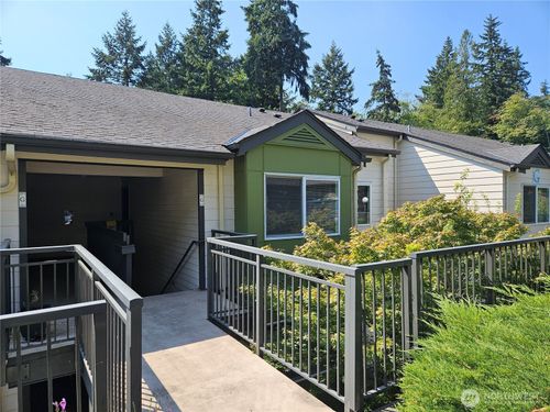 g202-31500 33rd Pl Sw, Federal Way, WA, 98023-5917 | Card Image