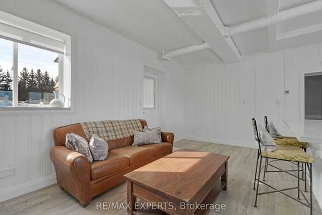 5780 17th Sideroad, House other with 1 bedrooms, 2 bathrooms and 48 parking in King ON | Image 17