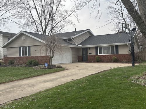 236 Northfield Dr, Elyria, OH, 44035-1869 | Card Image