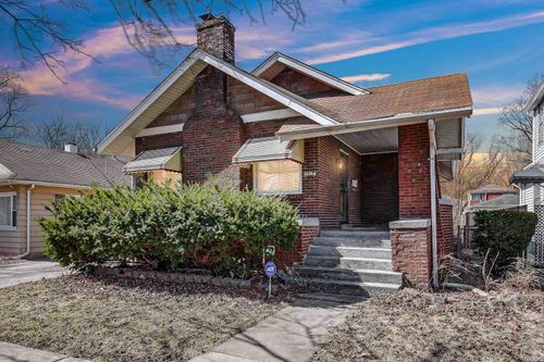 16768 Bulger Ave, Hazel Crest, IL, 60429-1329 | Card Image