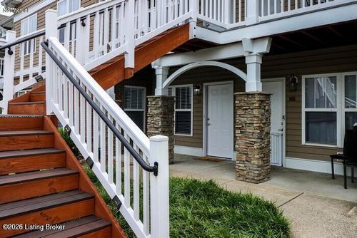 104-9003 Falcon Crest Ct, Louisville, KY, 40219-6055 | Card Image