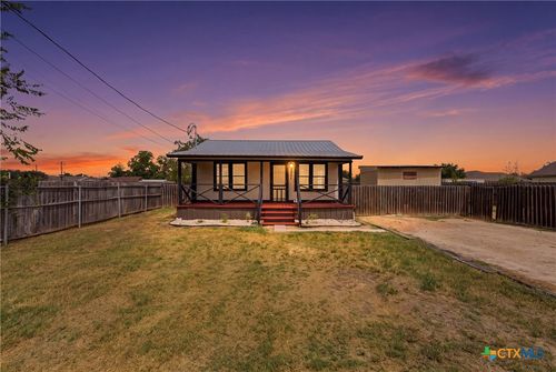 1921 Dreyer Ln, Gonzales, TX, 78629-2809 | Card Image