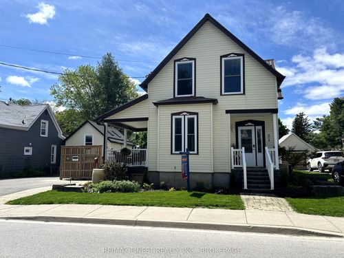 21A Centre St, Picton, ON, K0K2T0 | Card Image